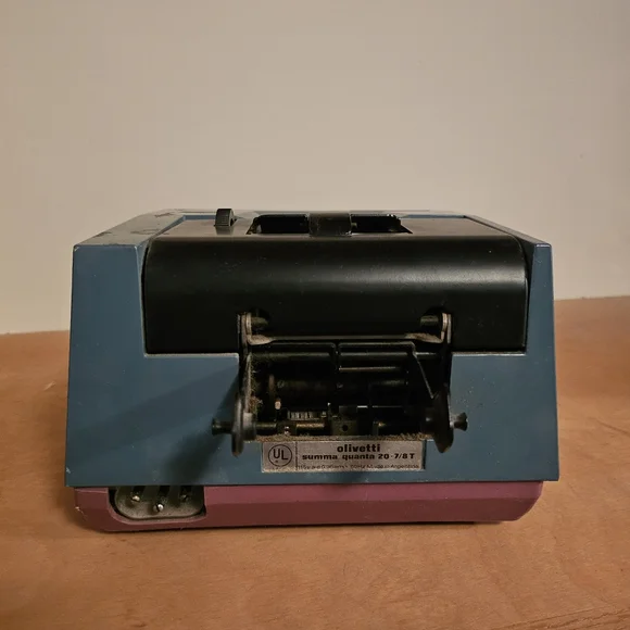 (SOLD) Vintage 1970s Olivetti Summa Quanta 20 - 7/8 T Adding Machine - Picture 8 of 10